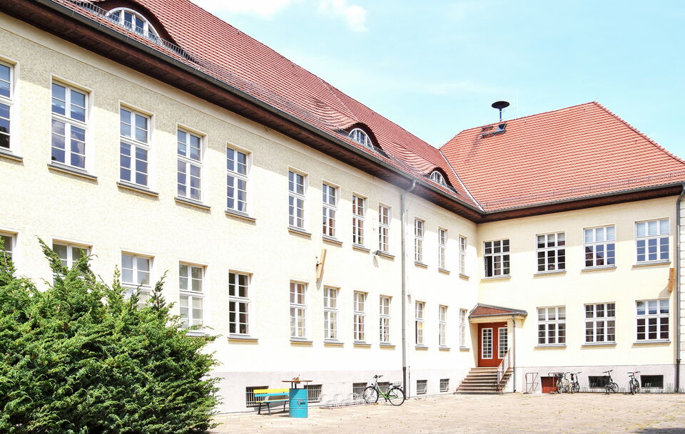 Bild Kurzentschlossen durchstarten? <br>Freie Plätze an unserer Fachschule!